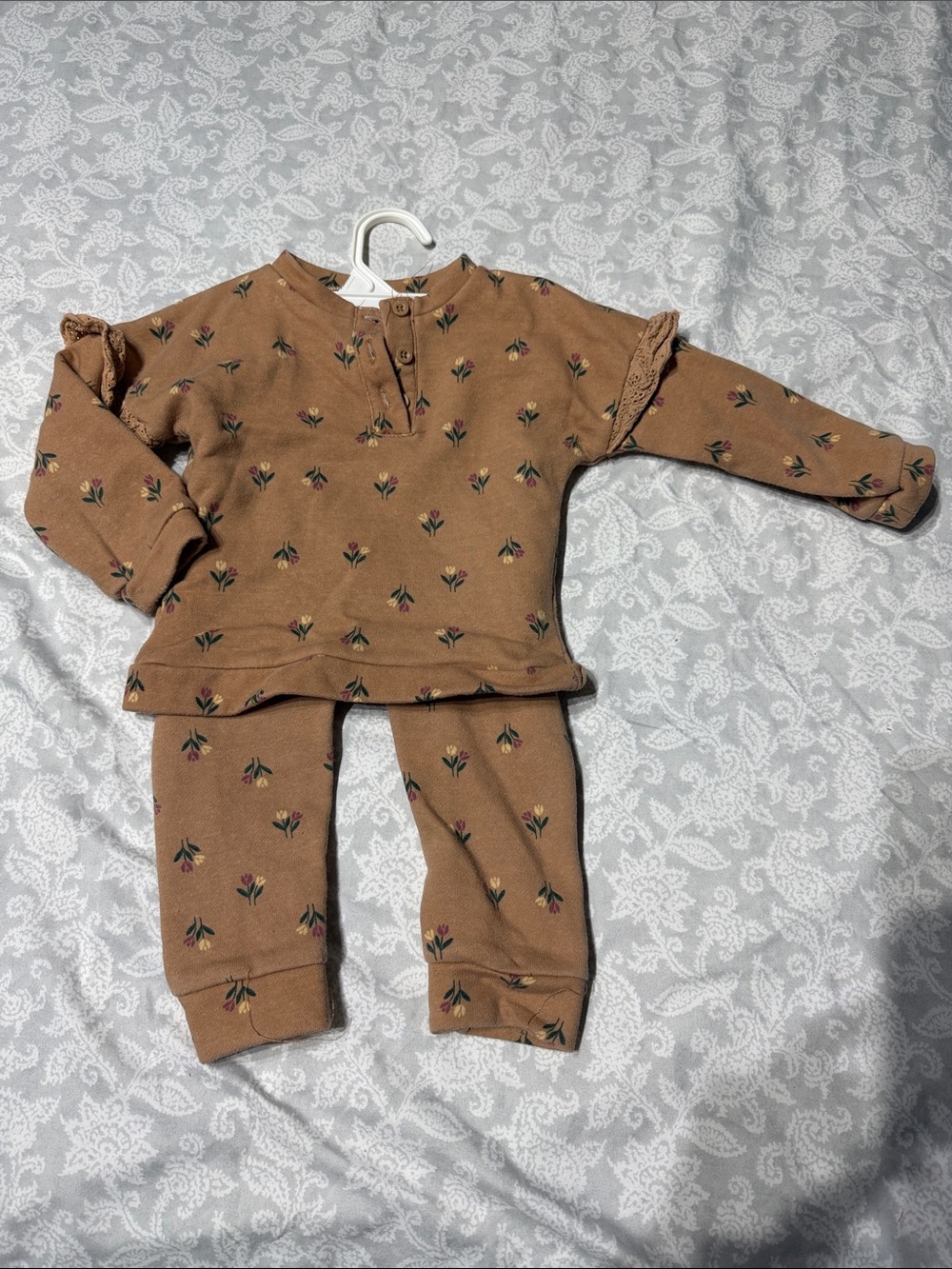 Brown Floral Print set